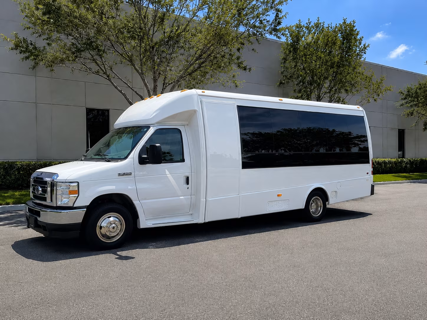 Mount Vernon Wedding Transportation & Shuttle Service
