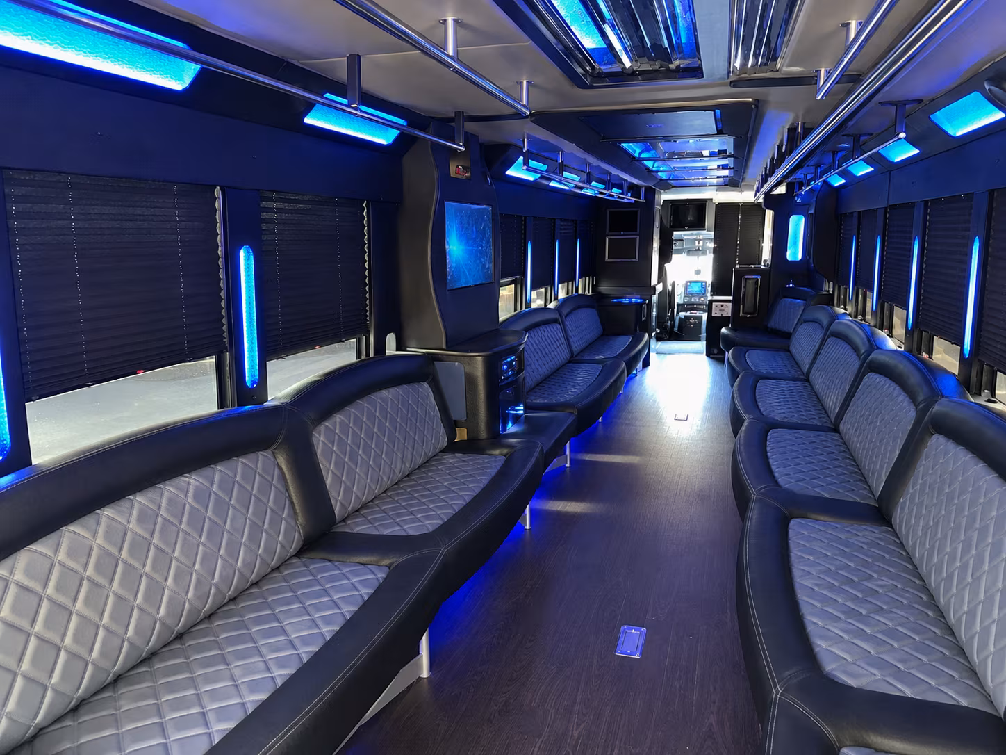 New Rochelle Birthday, Sweet 16, & Quinceañera Party Bus Rentals