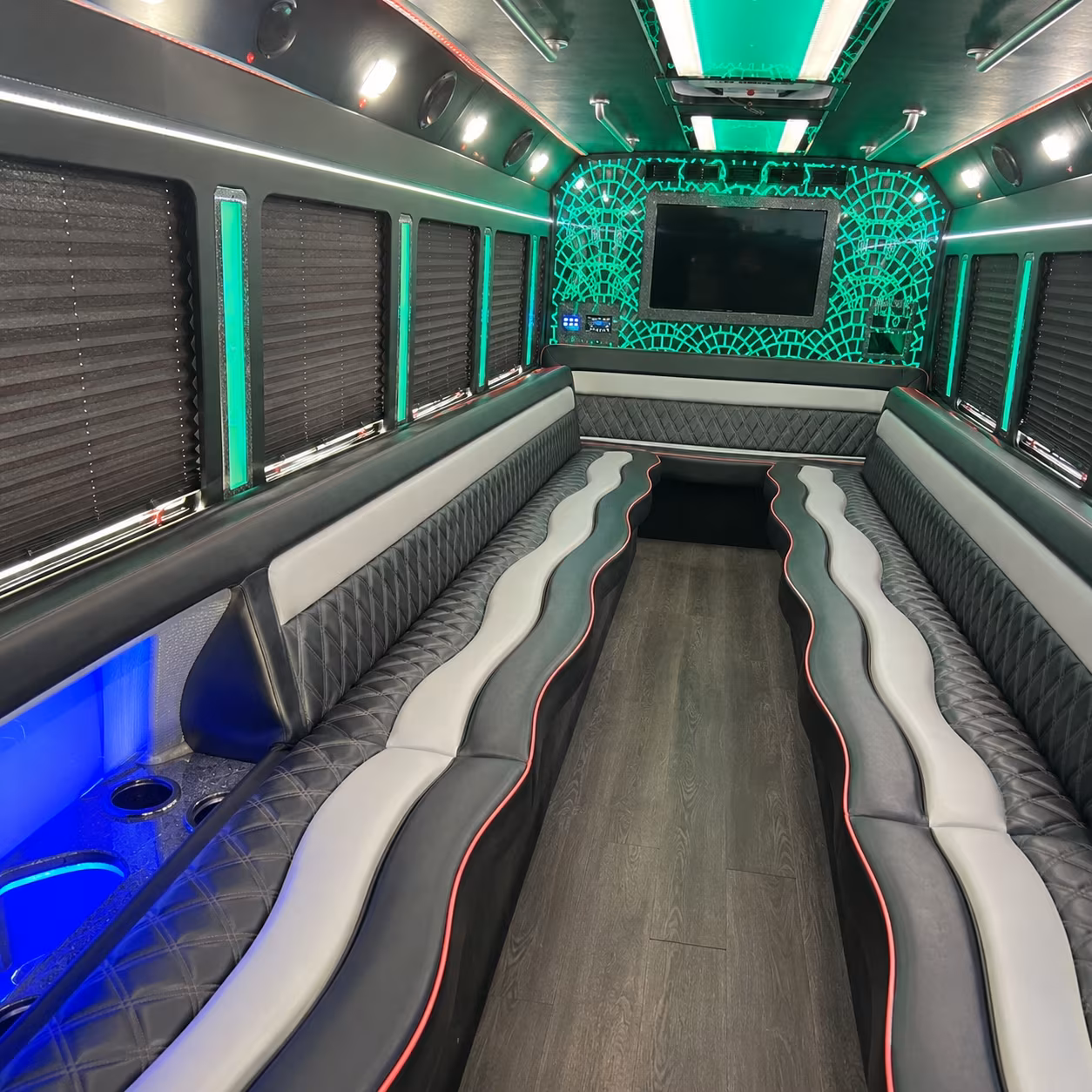 White Plains Winery Tour & Pub Crawl Transportation