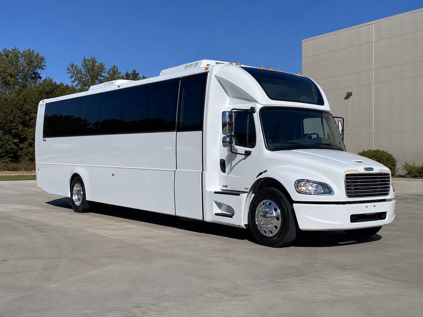 Yonkers Birthday, Sweet 16, & Quinceañera Transportation party bus interior
